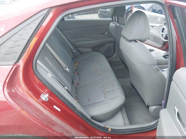 2024 HYUNDAI ELANTRA SEL 8