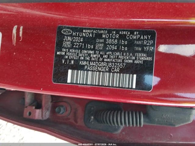 2024 HYUNDAI ELANTRA SEL 9