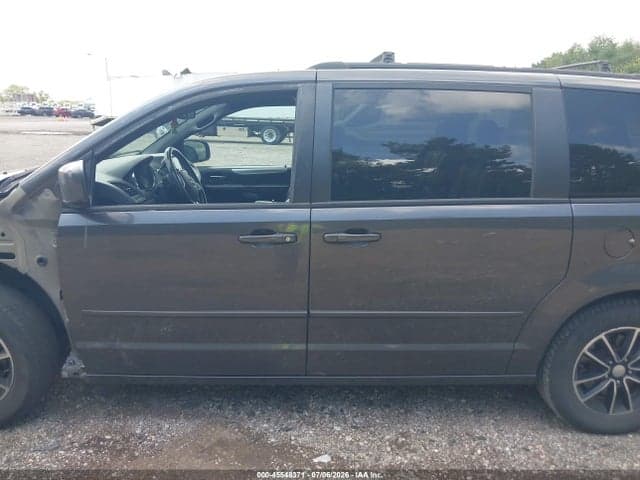 2017 DODGE GRAND CARAVAN GT 15