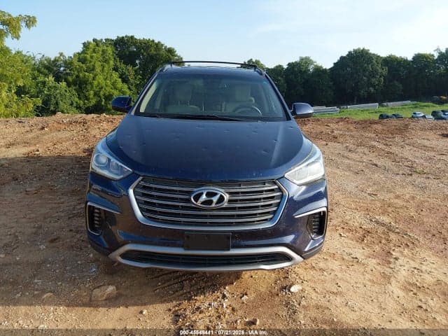 2017 HYUNDAI SANTA FE SE 12