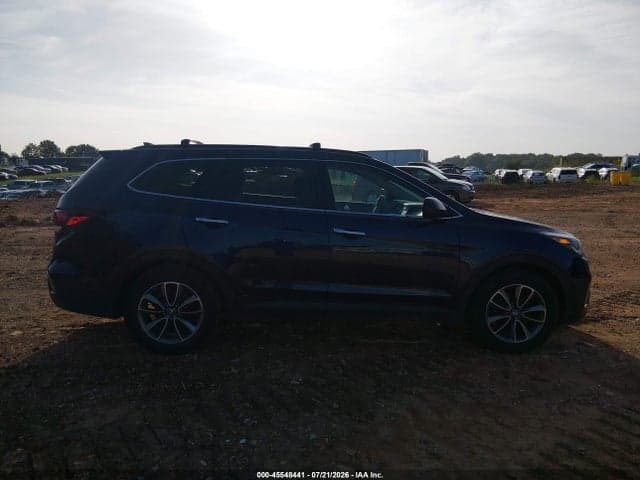 2017 HYUNDAI SANTA FE SE 13