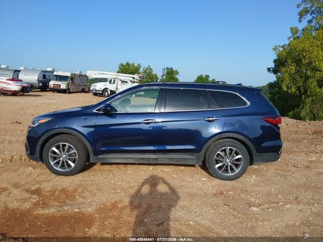2017 HYUNDAI SANTA FE SE 14