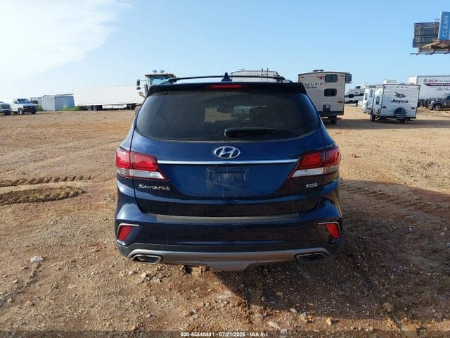 2017 HYUNDAI SANTA FE SE 16