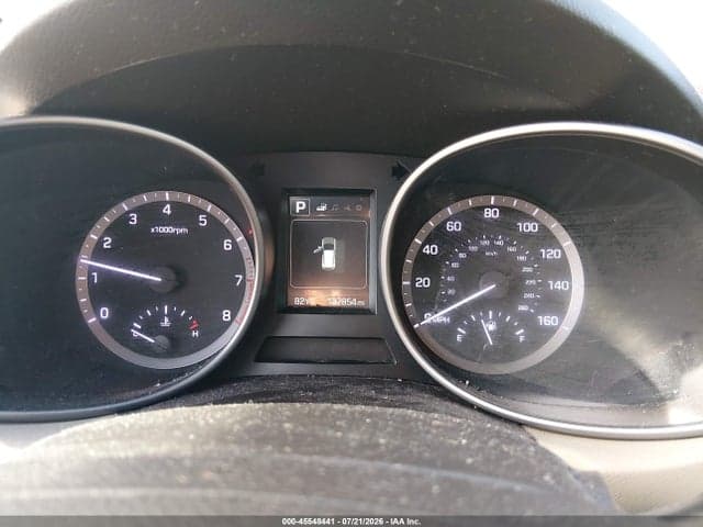 2017 HYUNDAI SANTA FE SE 7