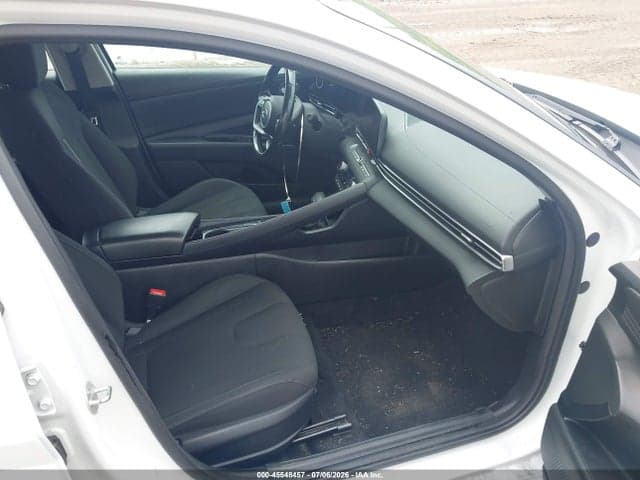 2023 HYUNDAI ELANTRA SEL 5