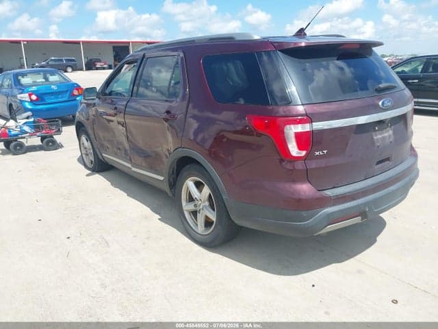 2019 FORD EXPLORER XLT 3