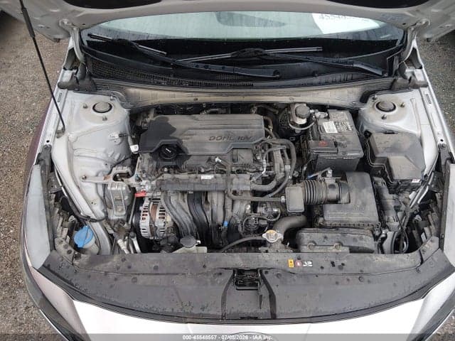 2021 HYUNDAI ELANTRA SE 10