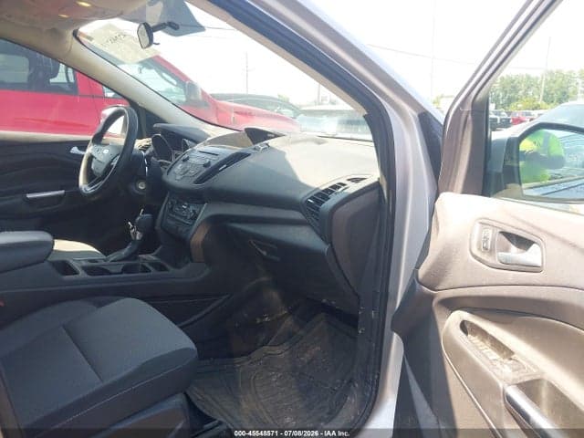 2017 FORD ESCAPE SE 5