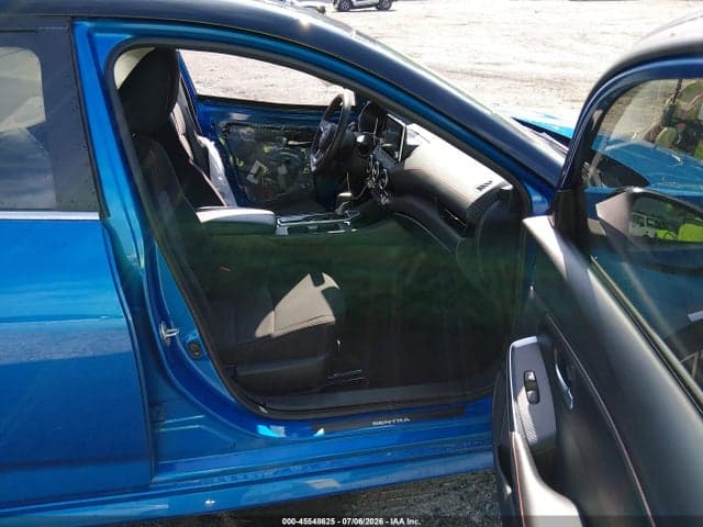 2024 NISSAN SENTRA SR XTRONIC CVT 5