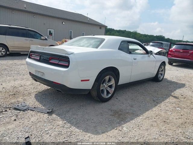 2021 DODGE CHALLENGER SXT 4
