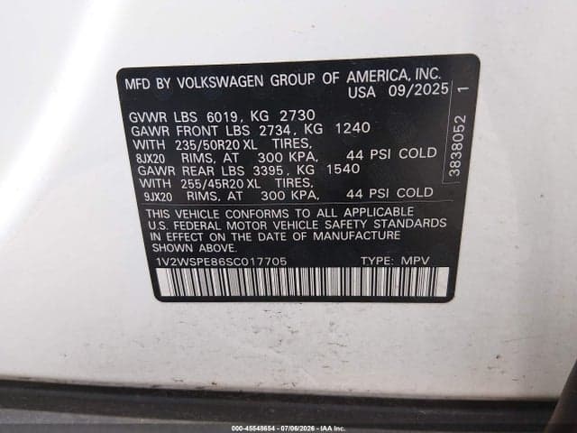 2025 VOLKSWAGEN ID.4 AWD PRO S 9