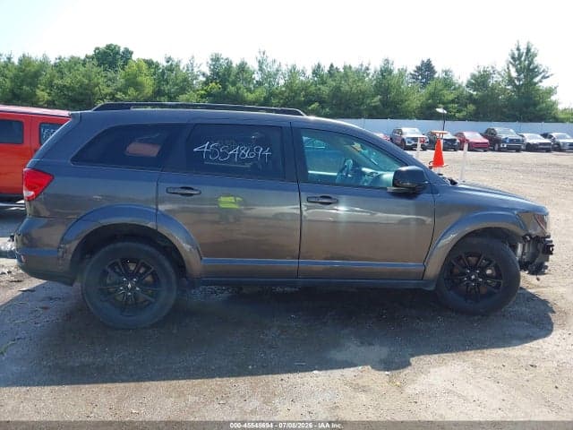 2019 DODGE JOURNEY SE 14