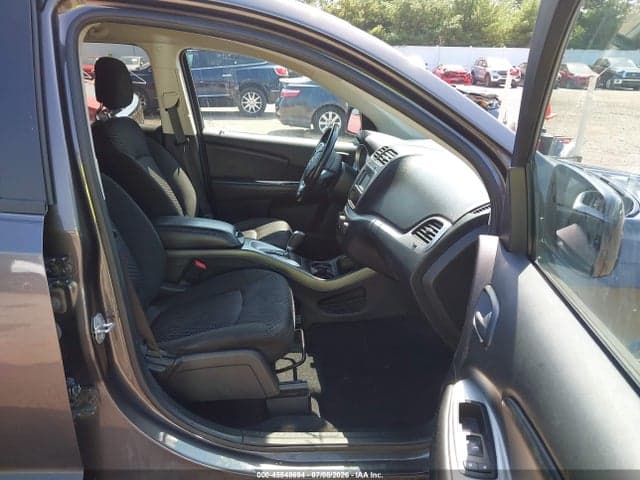 2019 DODGE JOURNEY SE 5