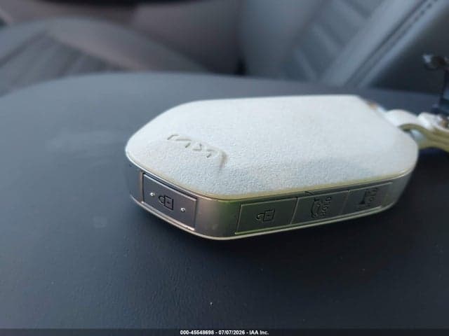 2024 KIA EV9 LAND 11