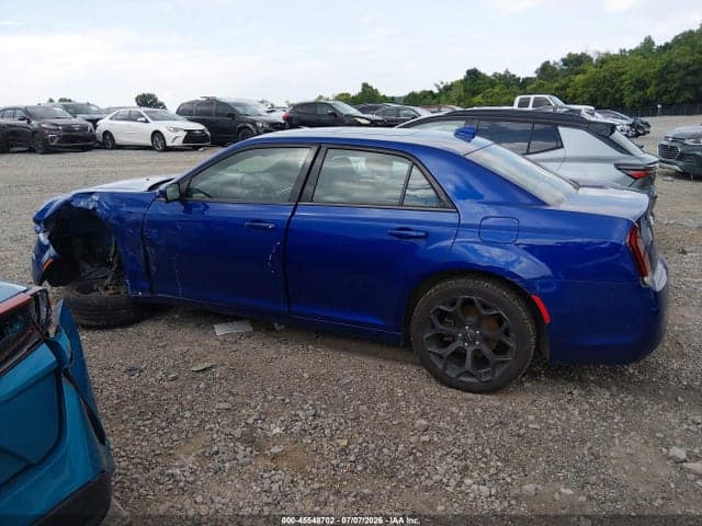 2019 CHRYSLER 300 300S 15