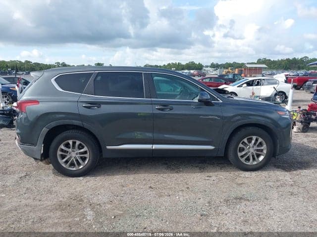 2019 HYUNDAI SANTA FE SE 13