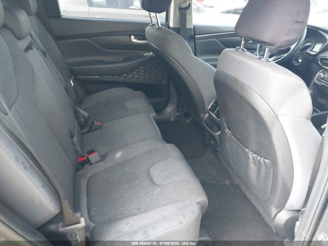 2019 HYUNDAI SANTA FE SE 8