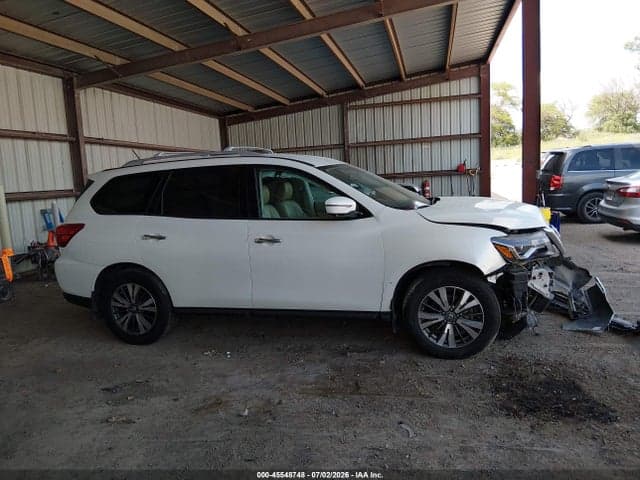 2017 NISSAN PATHFINDER SL 13