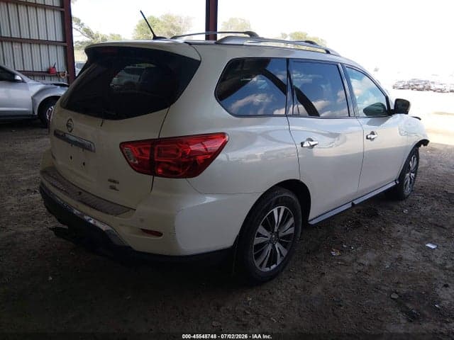 2017 NISSAN PATHFINDER SL 4
