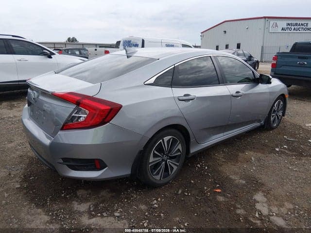 2018 HONDA CIVIC EX-T 4