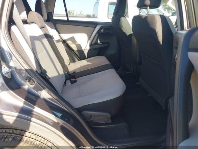 2017 TOYOTA RAV4 XLE 8
