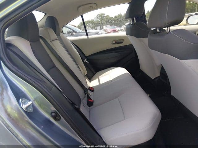 2022 TOYOTA COROLLA HYBRID LE 8