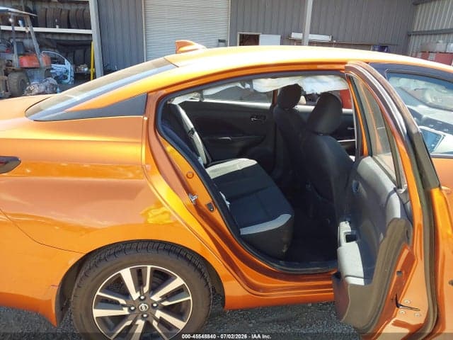 2021 NISSAN VERSA SV XTRONIC CVT 8
