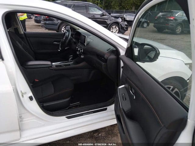 2021 NISSAN SENTRA SR XTRONIC CVT 5