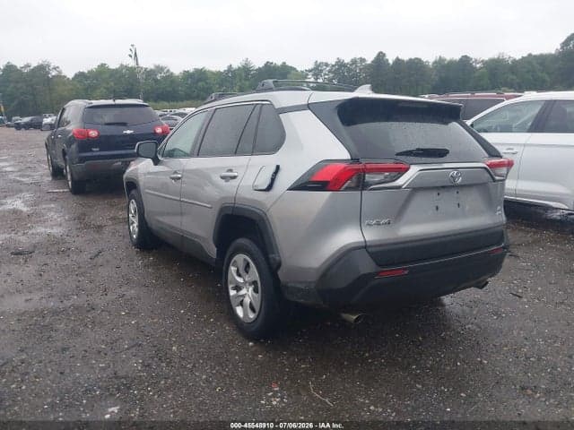 2020 TOYOTA RAV4 LE 3