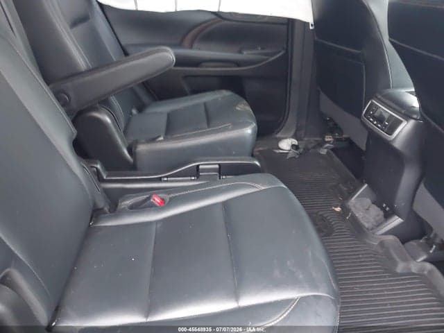 2018 TOYOTA HIGHLANDER XLE 8