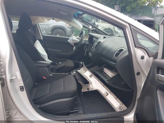 2017 KIA FORTE LX 5