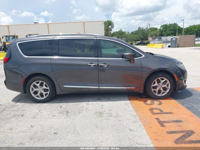 2019 CHRYSLER PACIFICA TOURING L PLUS 13