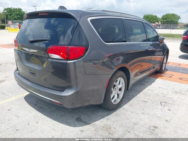 2019 CHRYSLER PACIFICA TOURING L PLUS 4
