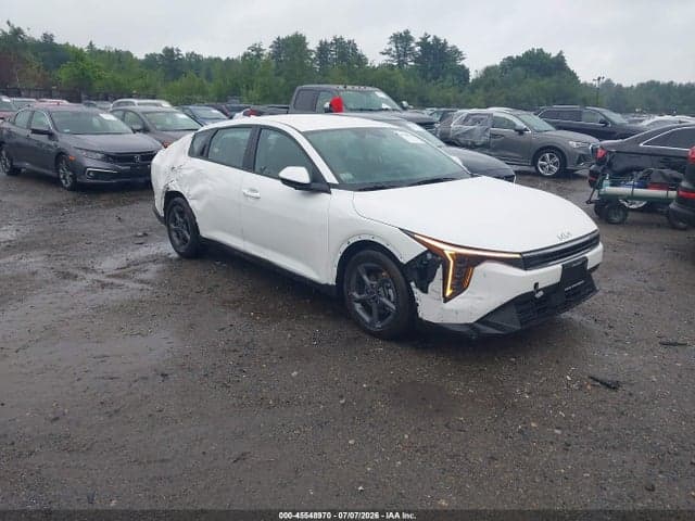 2026 KIA K4 LXS 1
