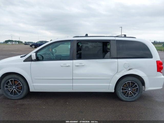 2017 DODGE GRAND CARAVAN GT 6