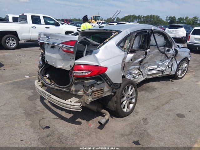 2017 FORD FUSION SE 4