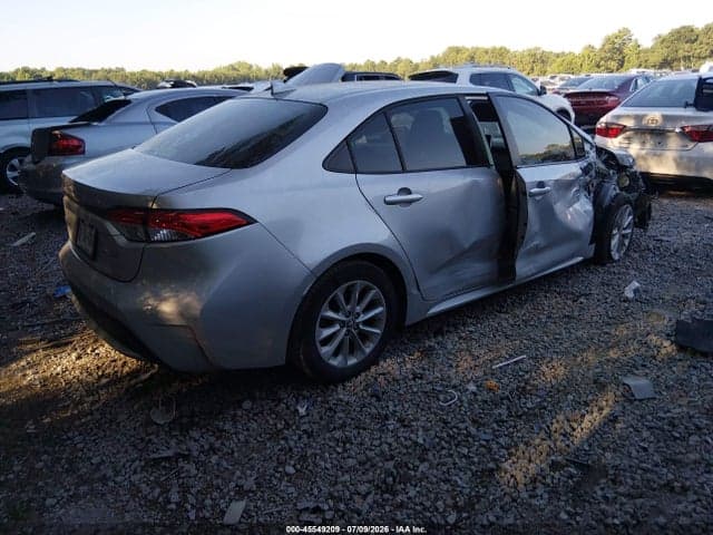 2021 TOYOTA COROLLA LE 4