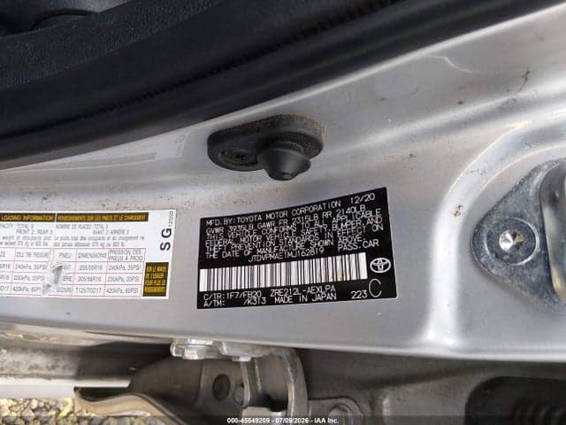 2021 TOYOTA COROLLA LE 9