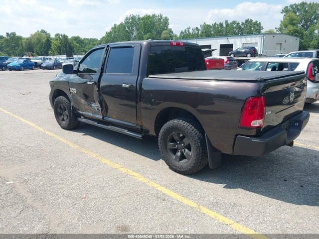 2017 RAM 1500 SLT 3