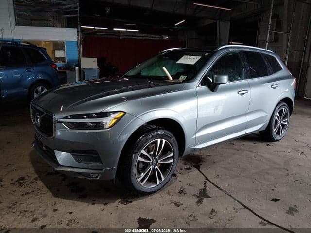 2021 VOLVO XC60 T5 MOMENTUM 2