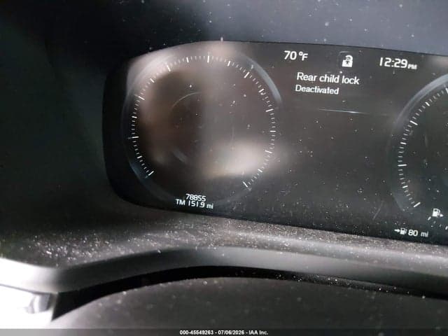 2021 VOLVO XC60 T5 MOMENTUM 7