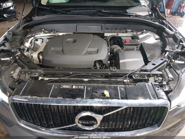 2021 VOLVO XC60 T5 MOMENTUM 10