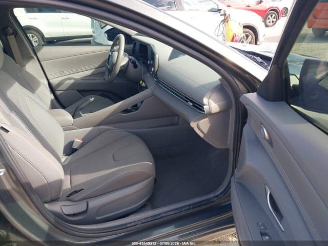 2025 HYUNDAI ELANTRA SEL SPORT 5