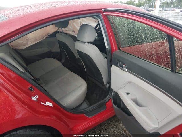 2020 HYUNDAI ELANTRA SE 8