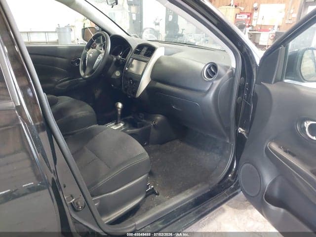 2019 NISSAN VERSA 1.6 SV 5
