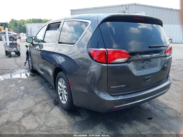 2020 CHRYSLER PACIFICA TOURING 3