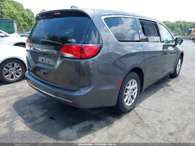 2020 CHRYSLER PACIFICA TOURING 4