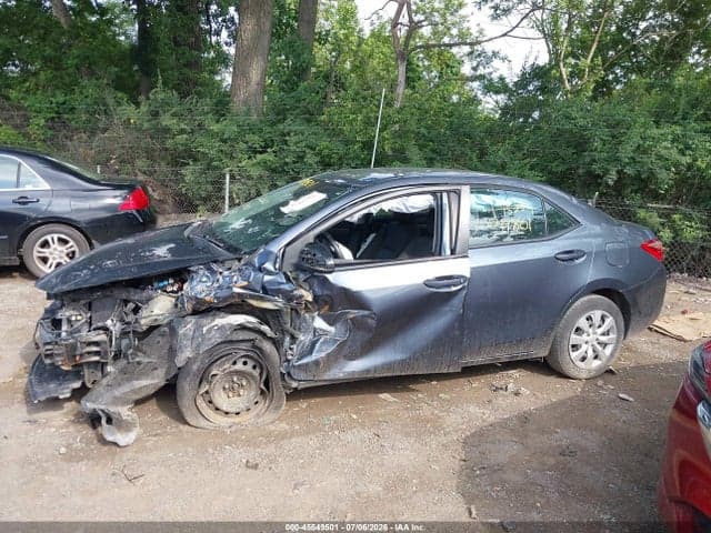 2019 TOYOTA COROLLA LE 13