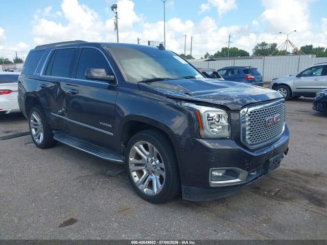 2017 GMC YUKON SLT 1