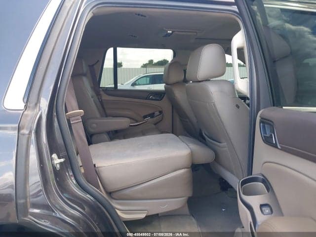 2017 GMC YUKON SLT 8